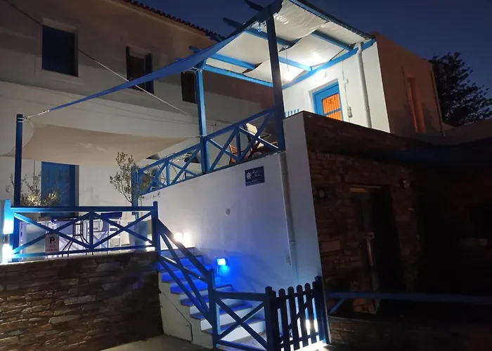 Roula's Апартаменты *