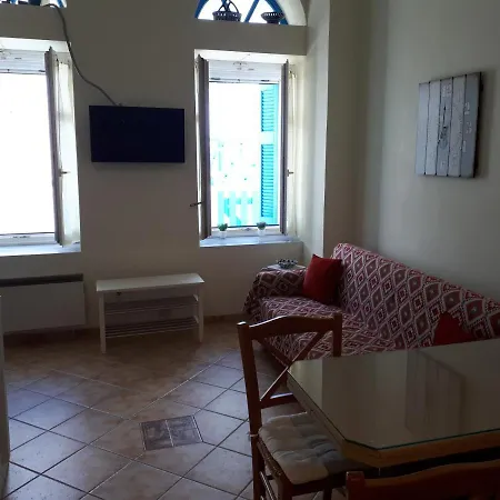 Roula's Apartment *