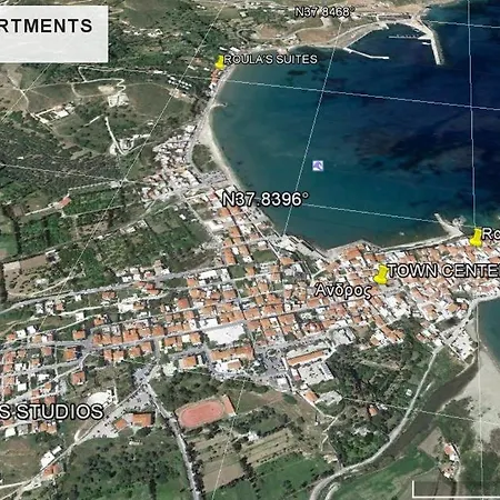 アパート Roula's