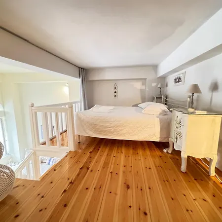 Roula's * Ándros